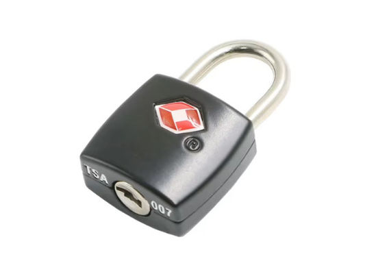 شركة الطيران TSA تمت الموافقة على قفل الأمتعة للسياح